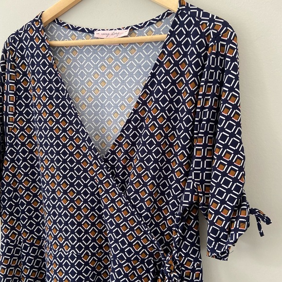 Pennington’s Navy & Rust Geometric Print V Neck Wrap Midi Short Sleeve Dress - Picture 2 of 3